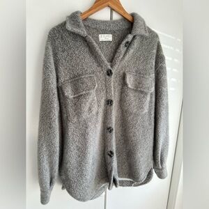 Z Supply Tucker Shirt Jacket in Gray